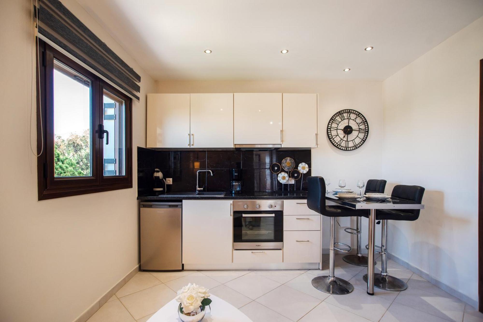 Angelique Apartments 圣乔治斯 外观 照片